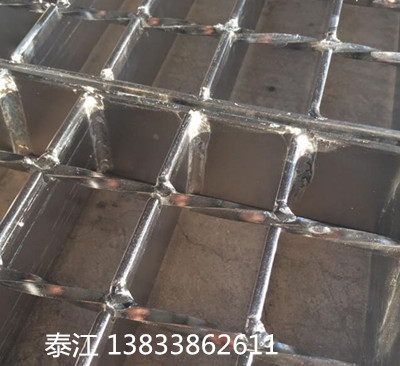 不銹鋼鋼鋼格板規(guī)格型號(hào)、價(jià)格、生產(chǎn)廠家 泰江